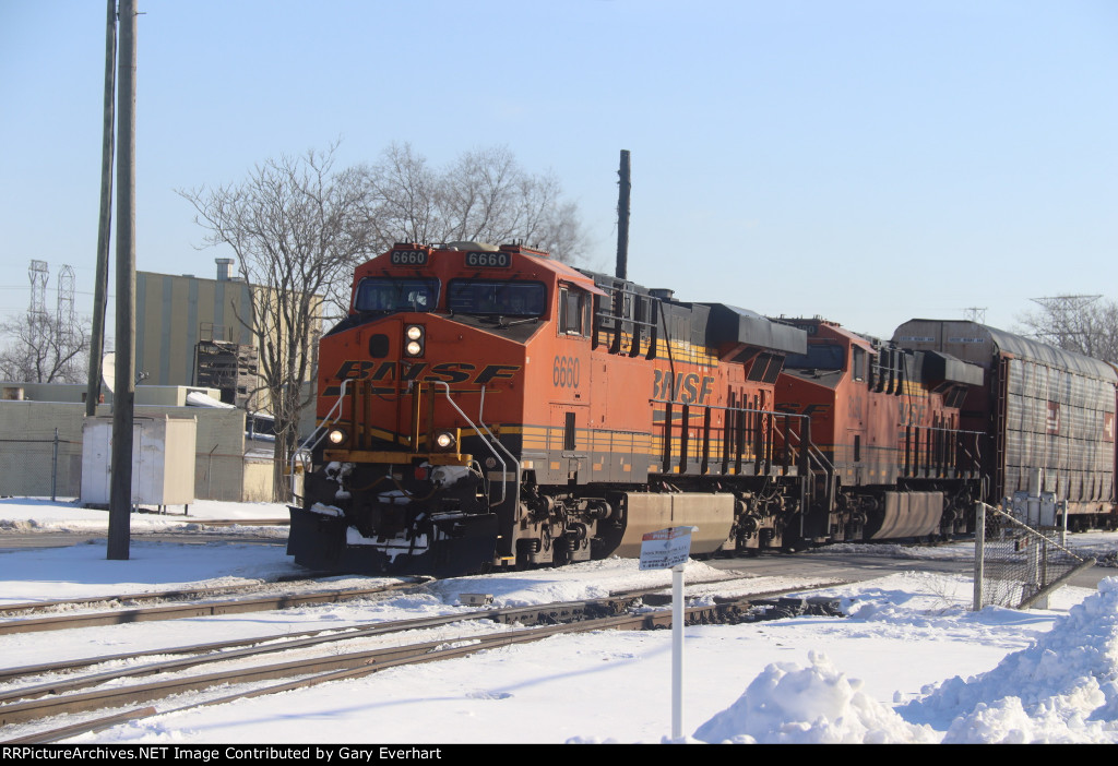 BNSF #6660 & #8190